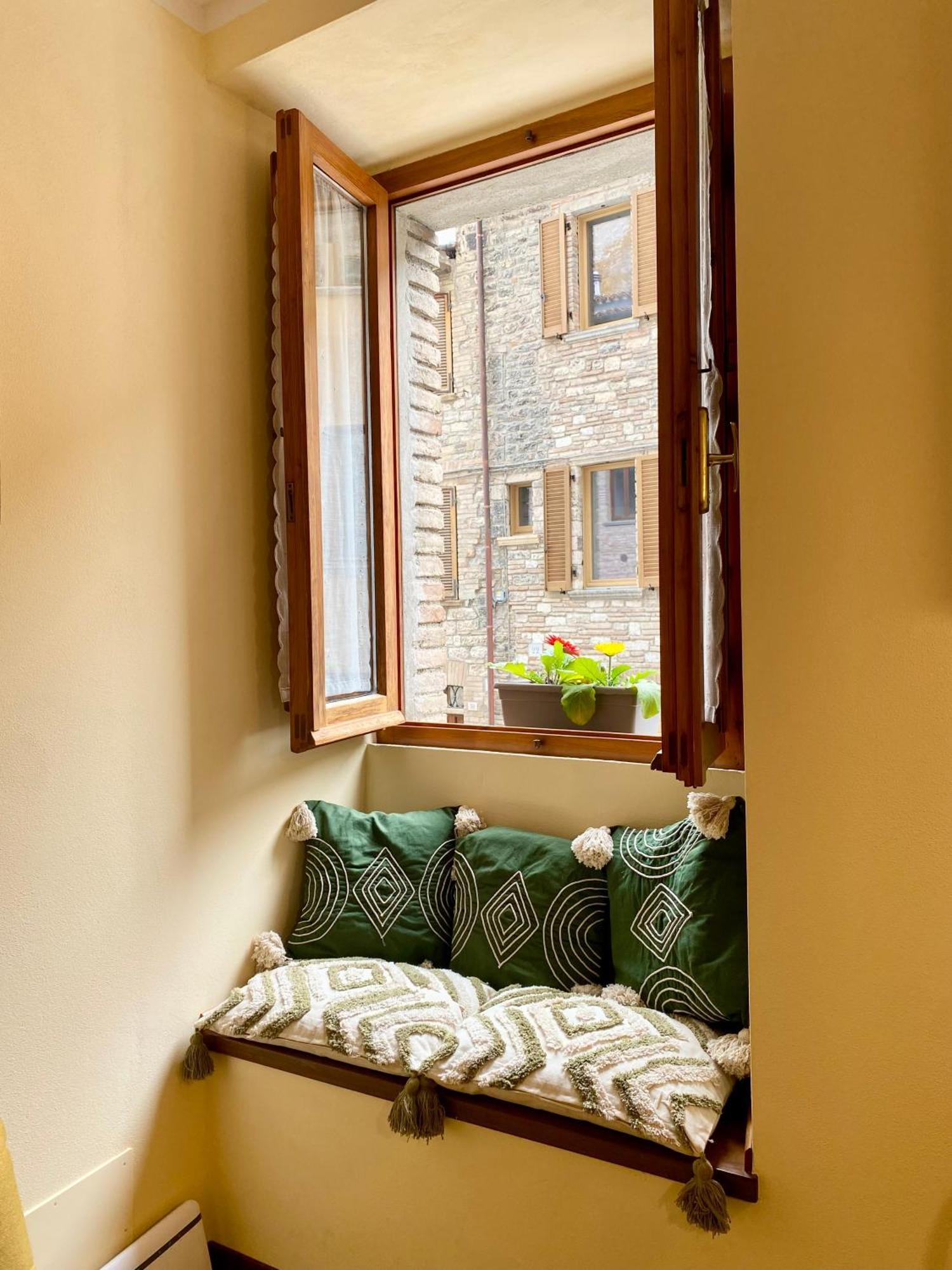 Casa Vacanze Il Borgo Gubbio Buitenkant foto